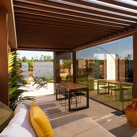 Mirror Trullo And Mirror House 度假居 *