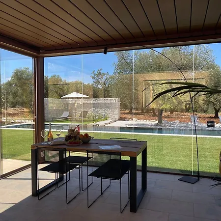 Mirror Trullo And Mirror House 度假居 *