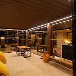 بيت للعطل Mirror Trullo And Mirror House