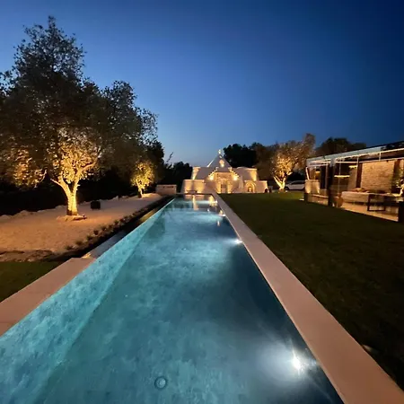 Mirror Trullo And Mirror House Ostuni