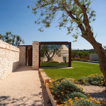 Mirror Trullo And Mirror House Дом отдыха *