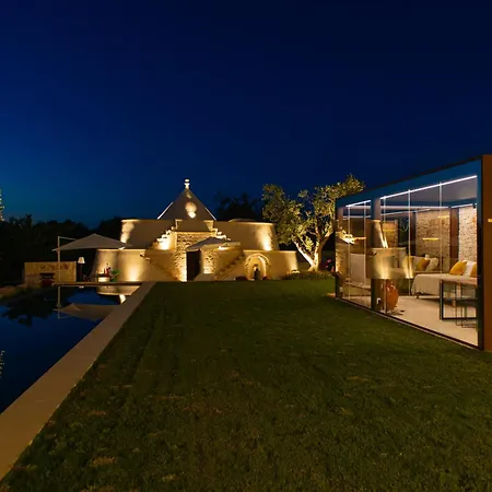 Mirror Trullo And Mirror House بيت للعطل