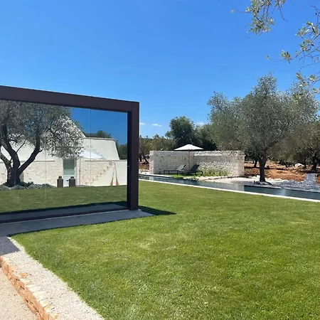 Дом отдыха Mirror Trullo And Mirror House Остуни