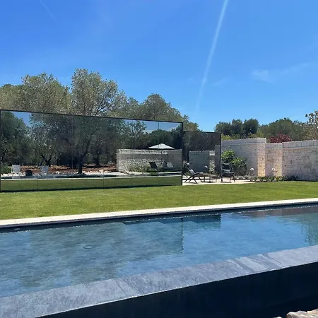 Mirror Trullo And Mirror House Ostuni
